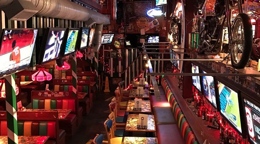 barneys-beanery-santa-monica